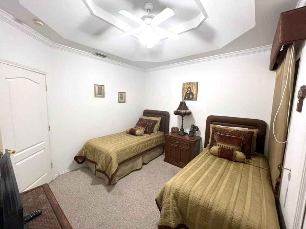 Beautifully Furnished 3Bd 2Br Pool Gated Condo In Mcallen, Tx Pharr Kültér fotó