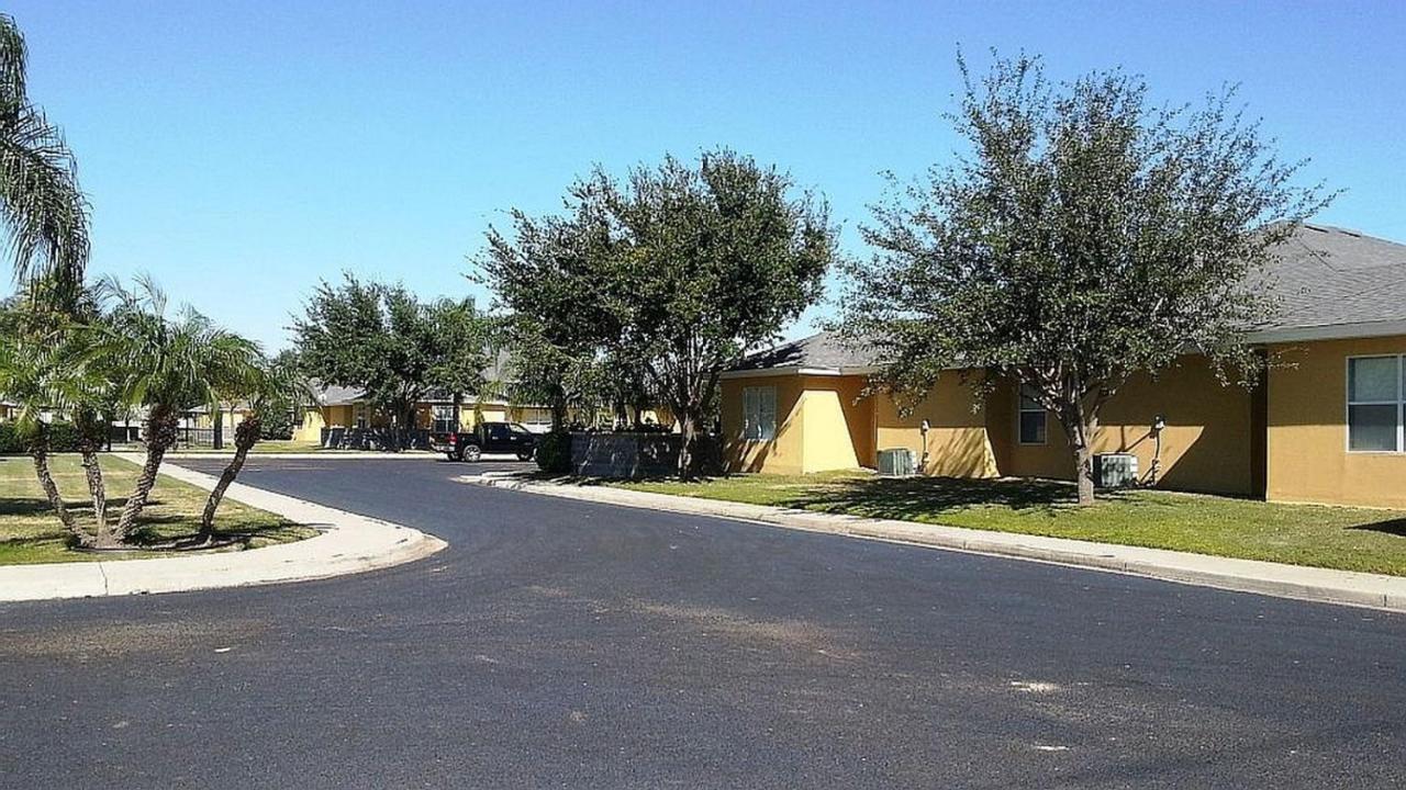 Beautifully Furnished 3Bd 2Br Pool Gated Condo In Mcallen, Tx Pharr Kültér fotó